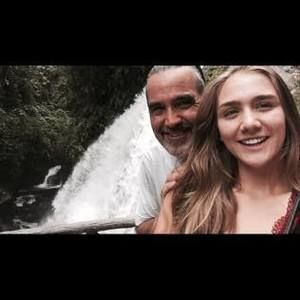 Meet your Posher, Ava